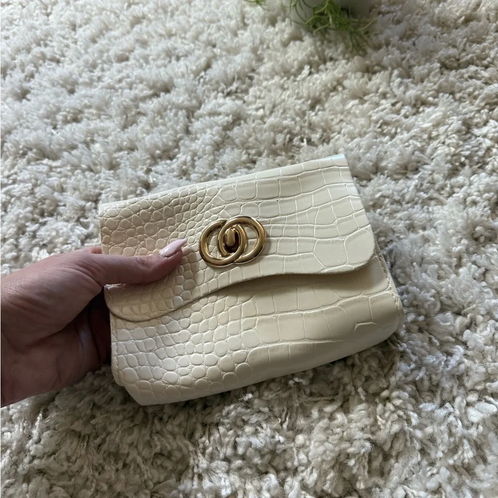 Elegant Cream Croc-Embossed Clutch